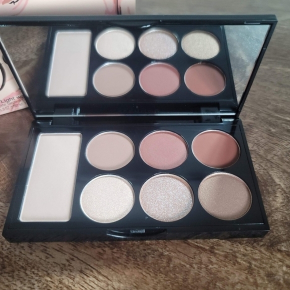 New Sephora Eye Love Light Warm Eyeshadow Palette 7 Shades - Picture 2 of 3